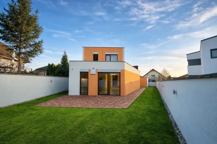 Prodej rodinného domu, Troubsko, Sadová, 277 m2