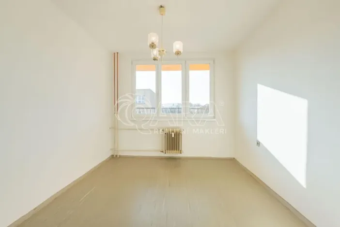 Prodej bytu 3+1, Netvořice, Sídliště II., 73 m2