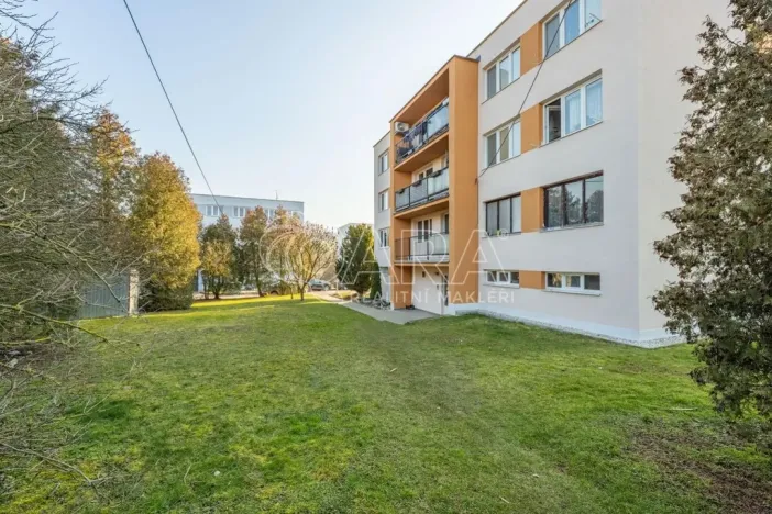 Prodej bytu 3+1, Netvořice, Sídliště II., 73 m2