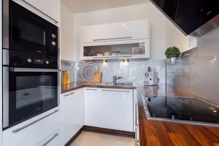 Prodej bytu 2+kk, Praha - Pitkovice, Májovková, 67 m2