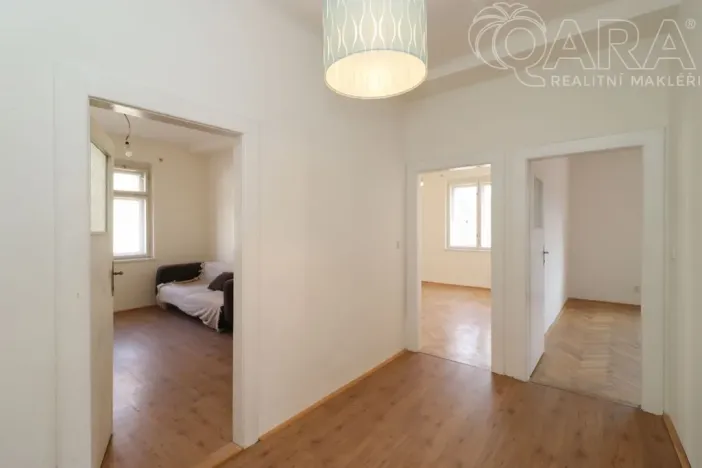 Pronájem bytu 2+1, Praha - Břevnov, Veleslavínská, 69 m2