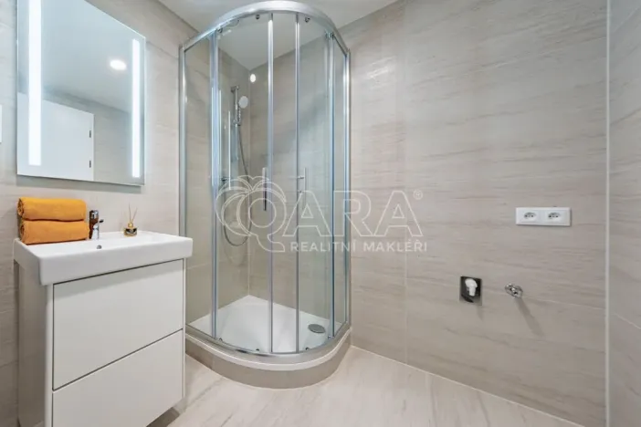 Pronájem bytu 1+kk, Praha - Hloubětín, Poděbradská, 39 m2