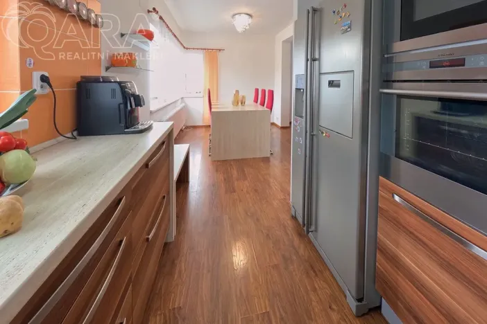 Prodej rodinného domu, Beroun - Beroun-Město, Vinařská, 215 m2