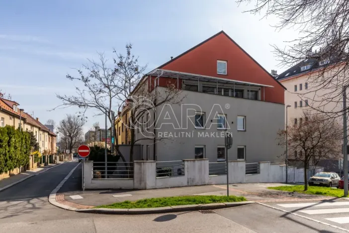 Pronájem kanceláře, Praha - Michle, Brtnická, 45 m2