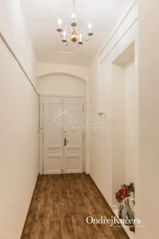 Prodej bytu 2+1, Praha - Smíchov, Janáčkovo nábřeží, 65 m2