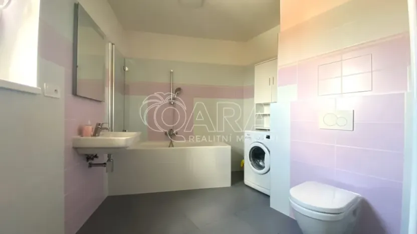 Pronájem bytu 2+kk, Brno, Hrozňatova, 72 m2