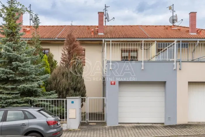 Prodej rodinného domu, Zbuzany, Lomená, 162 m2