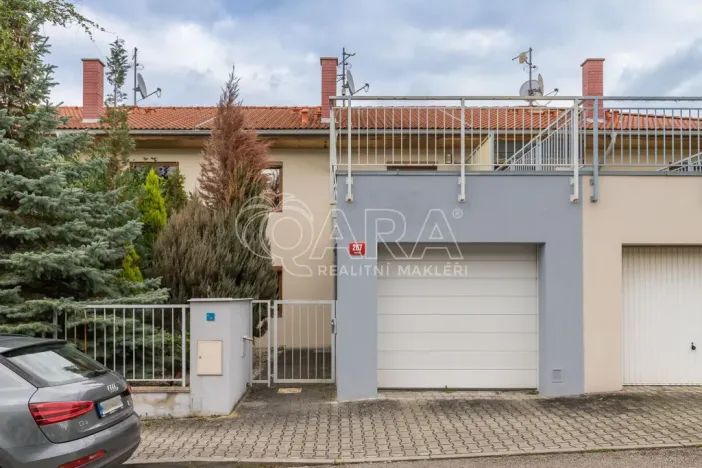 Prodej rodinného domu, Zbuzany, Lomená, 162 m2