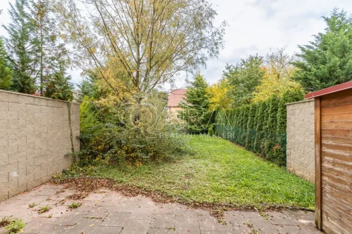 Prodej rodinného domu, Zbuzany, Lomená, 162 m2