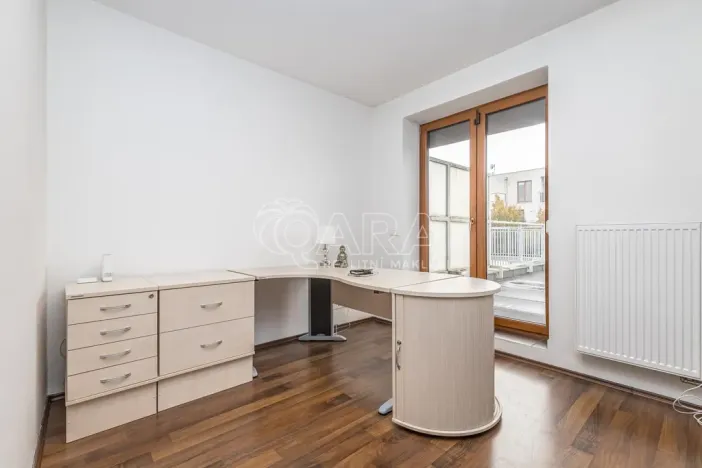 Prodej rodinného domu, Zbuzany, Lomená, 162 m2