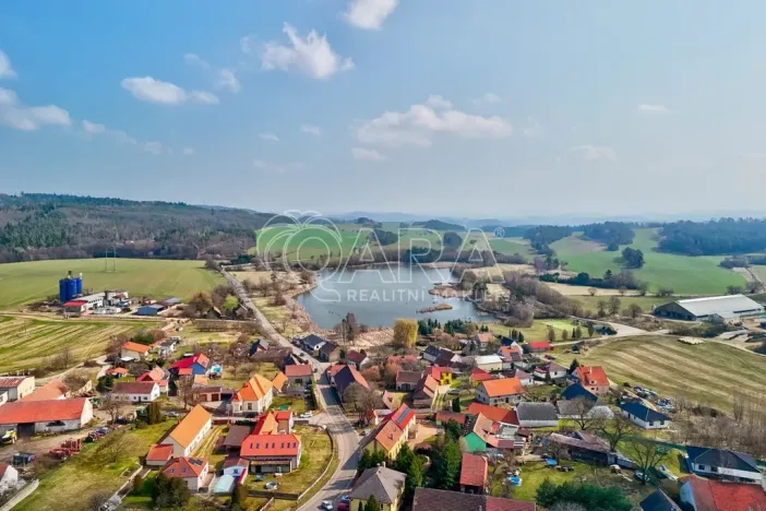 Prodej rodinného domu, Drhovy, 340 m2