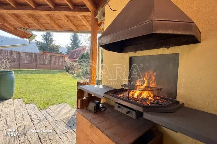 Prodej rodinného domu, Loděnice, 192 m2