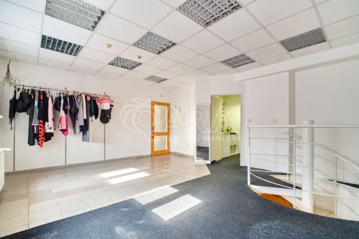 Prodej obchodního prostoru, Ostrava - Svinov, Bílovecká, 94 m2