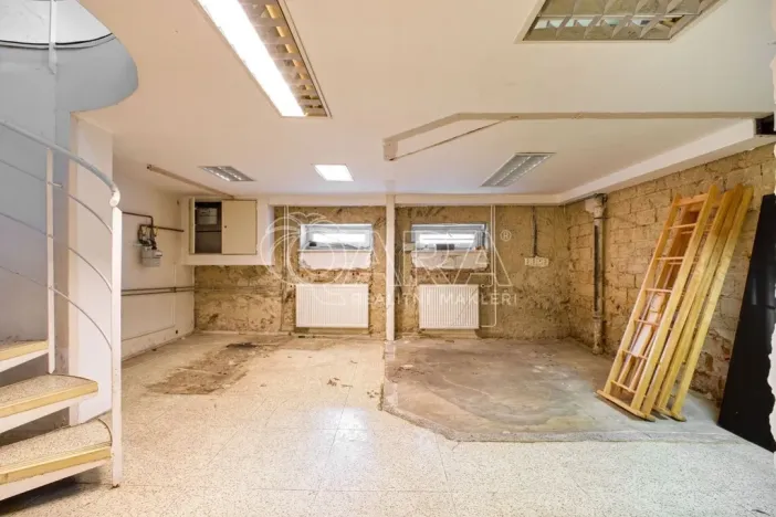 Prodej obchodního prostoru, Ostrava - Svinov, Bílovecká, 94 m2