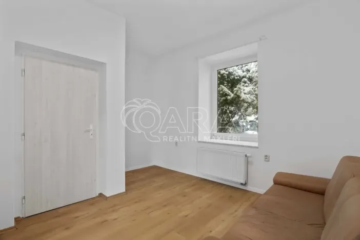 Pronájem rodinného domu, Říčany - Jažlovice, Hlavní, 104 m2