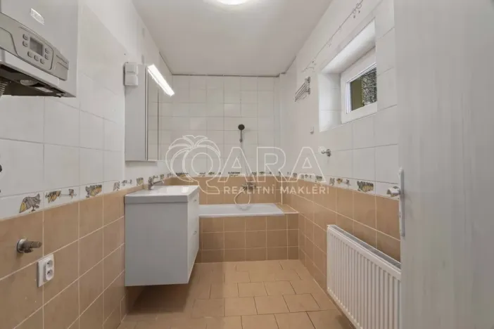 Pronájem rodinného domu, Říčany - Jažlovice, Hlavní, 104 m2