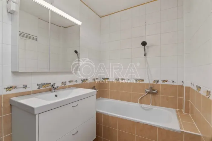 Pronájem rodinného domu, Říčany - Jažlovice, Hlavní, 104 m2