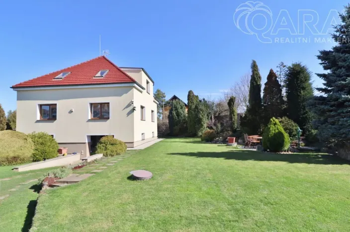 Prodej rodinného domu, Statenice - Černý Vůl, Kralupská, 210 m2