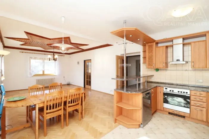 Prodej rodinného domu, Statenice - Černý Vůl, Kralupská, 210 m2