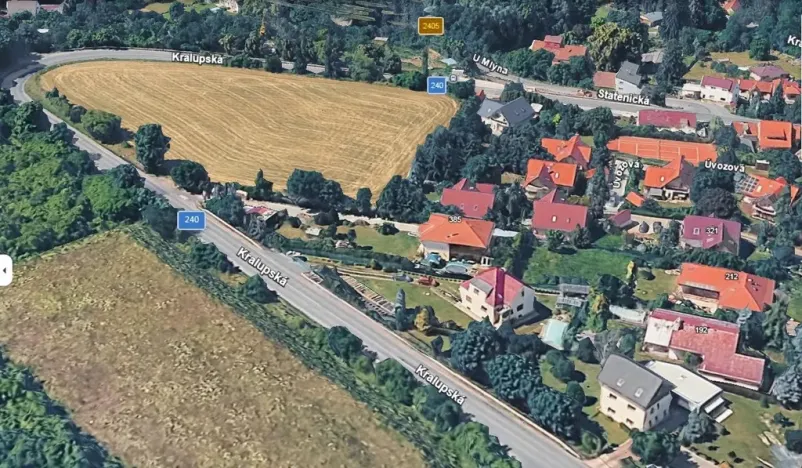 Prodej rodinného domu, Statenice - Černý Vůl, Kralupská, 210 m2