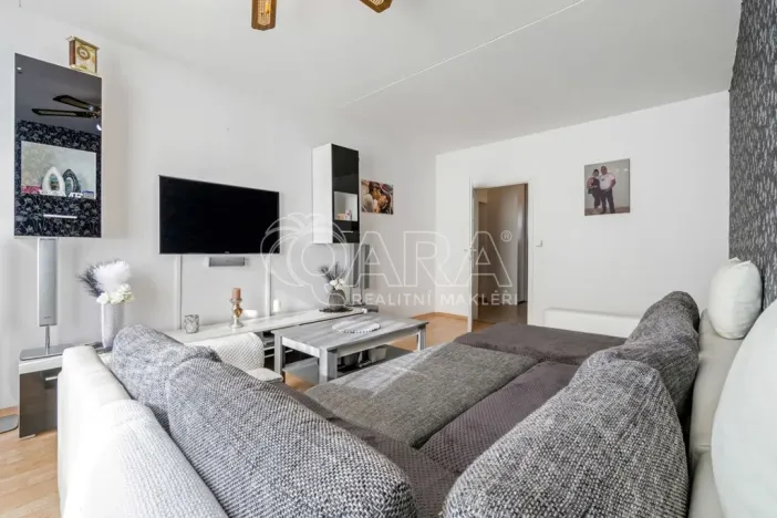 Prodej bytu 3+1, Praha - Černý Most, Vybíralova, 77 m2