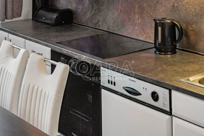 Prodej bytu 3+1, Praha - Černý Most, Vybíralova, 77 m2