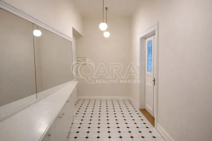 Pronájem bytu 4+1, Praha - Josefov, Pařížská, 151 m2