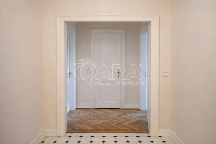 Pronájem bytu 4+1, Praha - Josefov, Pařížská, 151 m2