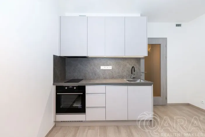 Prodej bytu 1+kk, Praha - Hloubětín, Poděbradská, 32 m2