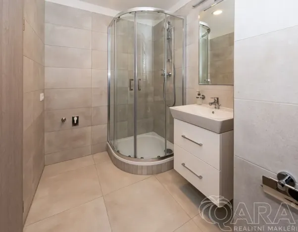 Prodej bytu 1+kk, Praha - Hloubětín, Poděbradská, 32 m2