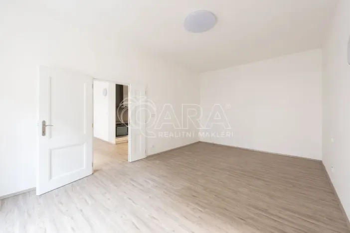 Pronájem bytu 2+kk, Praha - Karlín, Sokolovská, 62 m2