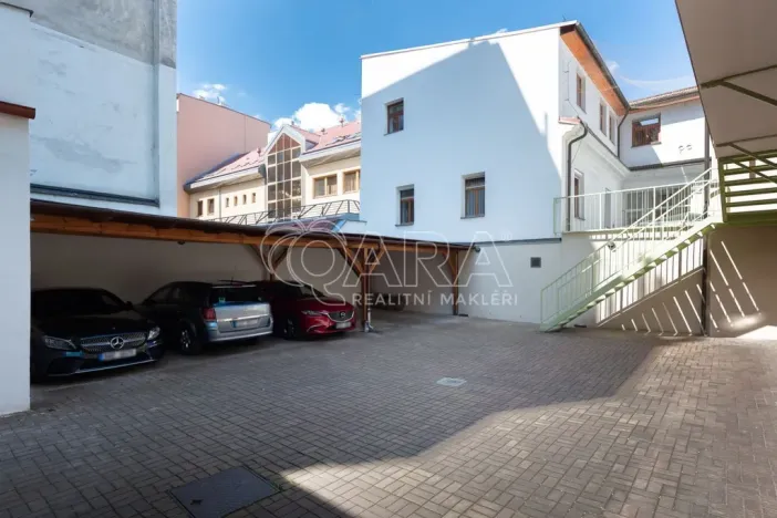 Pronájem bytu 2+kk, Praha - Karlín, Sokolovská, 62 m2