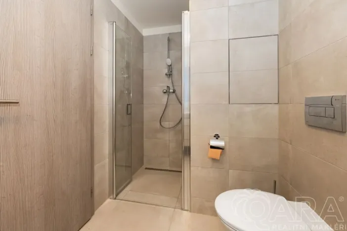 Pronájem bytu 1+kk, Praha - Hloubětín, Poděbradská, 32 m2