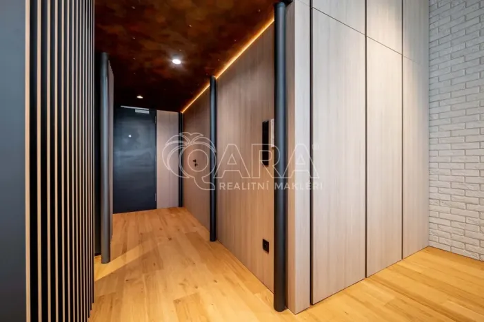 Pronájem bytu 1+kk, Praha - Holešovice, Tusarova, 53 m2