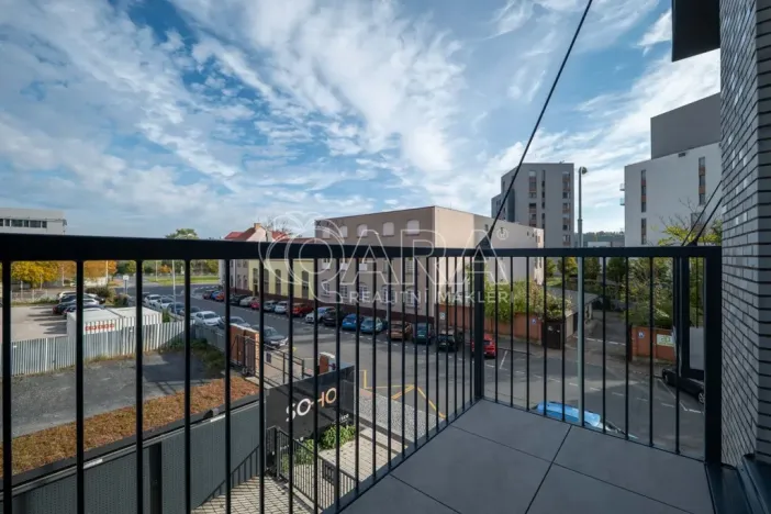 Pronájem bytu 1+kk, Praha - Holešovice, Tusarova, 53 m2