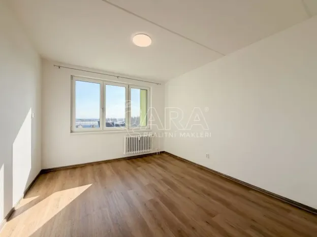 Pronájem bytu 4+1, Jindřichův Hradec - Jindřichův Hradec V, Kosmonautů, 85 m2