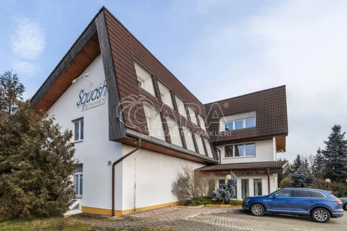 Prodej kanceláře, Praha - Petrovice, Novopetrovická, 1433 m2