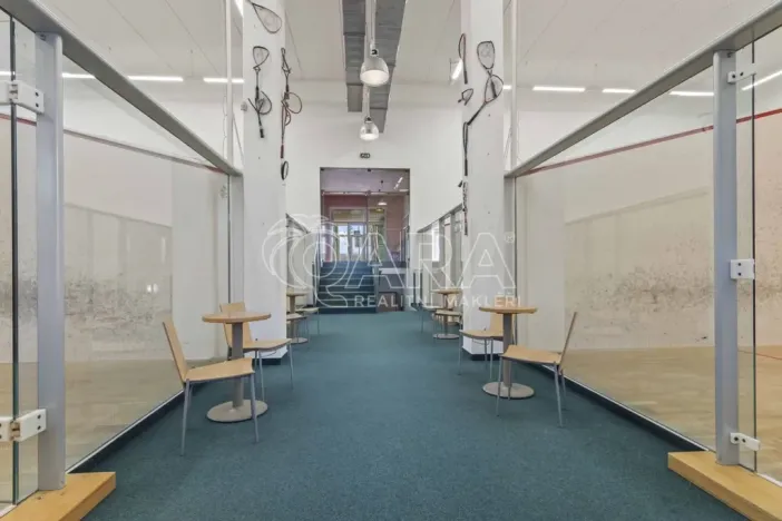 Prodej kanceláře, Praha - Petrovice, Novopetrovická, 1433 m2