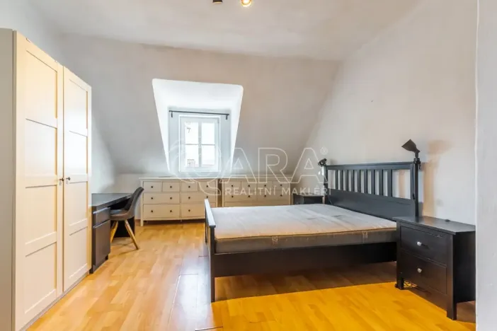 Pronájem bytu 2+kk, Praha - Braník, Pod vinohradem, 38 m2