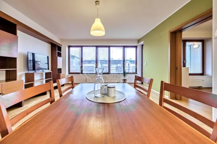 Pronájem bytu 2+kk, Dolní Břežany, Náměstí Na Sádkách, 58 m2