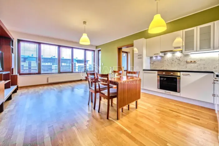 Pronájem bytu 2+kk, Dolní Břežany, Náměstí Na Sádkách, 58 m2