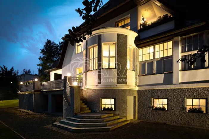 Prodej vily, Nižbor, Nad Sklárnou, 747 m2