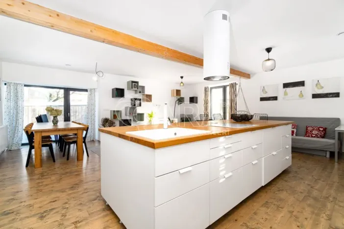 Pronájem rodinného domu, Frenštát pod Radhoštěm, Rožnovská, 208 m2