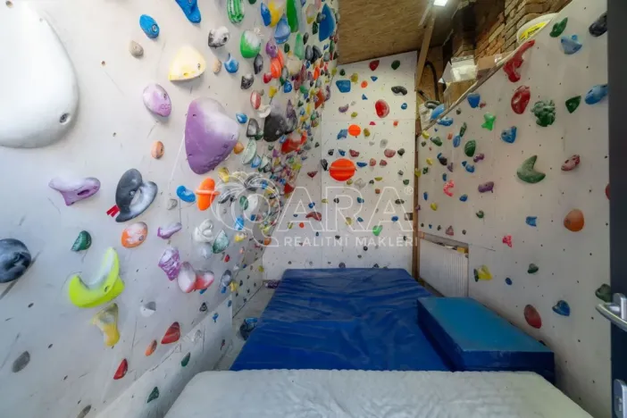 Pronájem rodinného domu, Frenštát pod Radhoštěm, Rožnovská, 208 m2