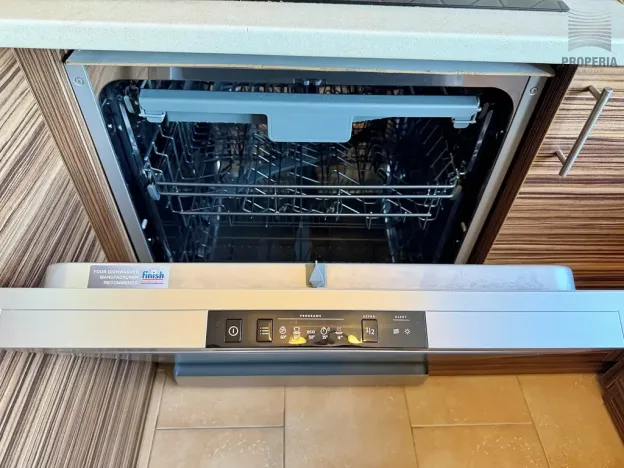 Pronájem bytu 3+1, Hrušovany u Brna, Sídliště, 72 m2