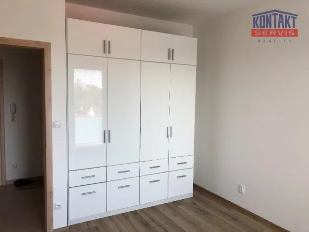 Pronájem bytu 2+kk, České Budějovice - České Budějovice 2, 57 m2