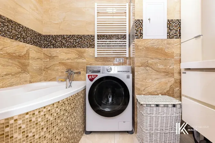 Pronájem bytu 4+1, Pardubice, Erno Košťála, 87 m2