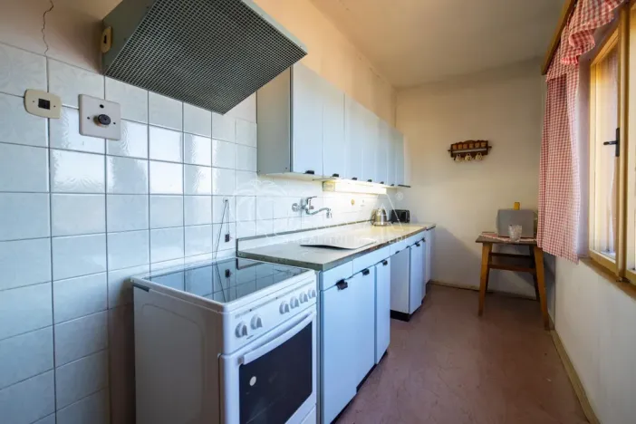 Prodej rodinného domu, Praha - Suchdol, Stržná, 233 m2