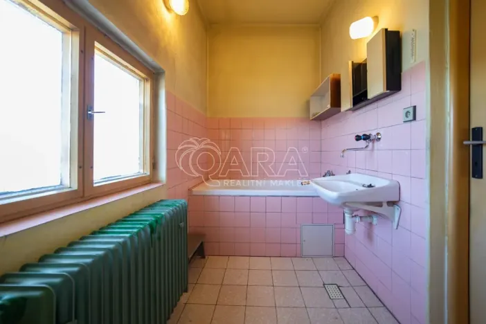 Prodej rodinného domu, Praha - Suchdol, Stržná, 233 m2