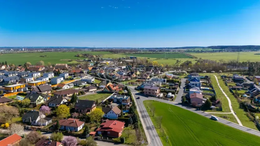 Prodej pozemku pro bydlení, Předboj, Zvonková, 745 m2